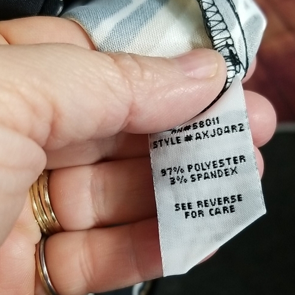 Sangria Black, Brown and white pattern dress NWT - Picture 7 of 8